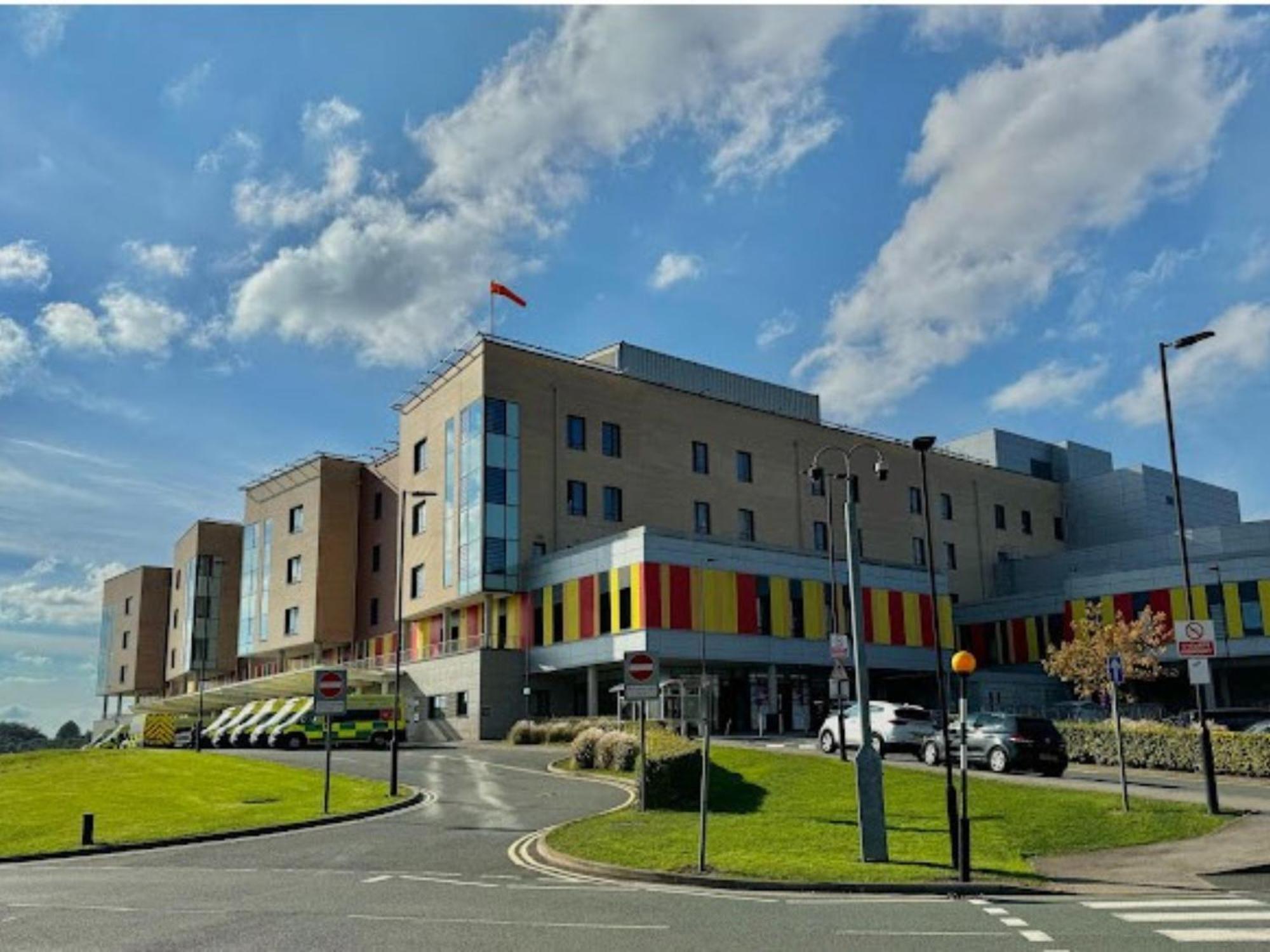 Darwin Stays - Service Accommodation In Newcastle Under Lyme City Centre Dış mekan fotoğraf