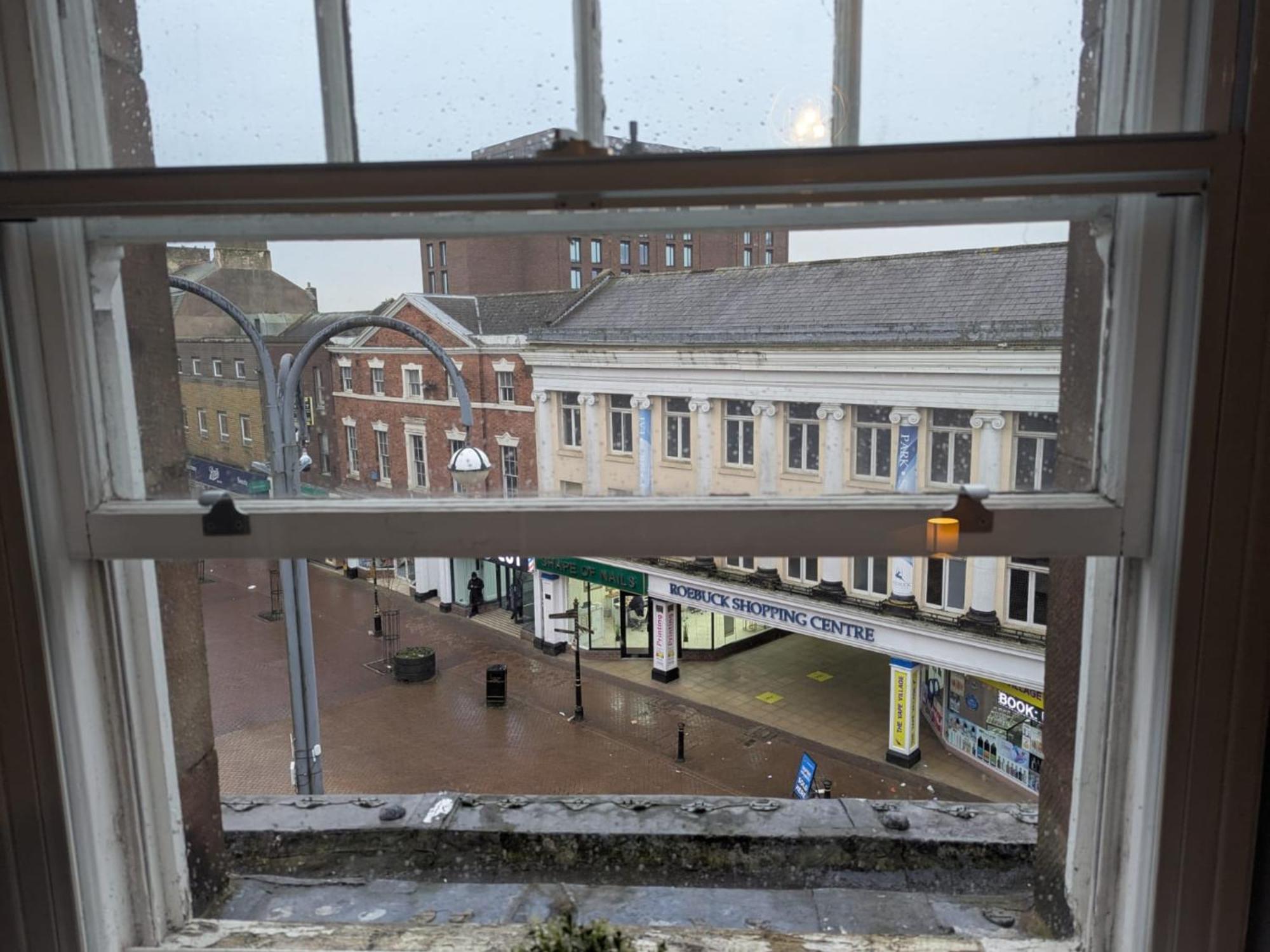 Darwin Stays - Service Accommodation In Newcastle Under Lyme City Centre Dış mekan fotoğraf