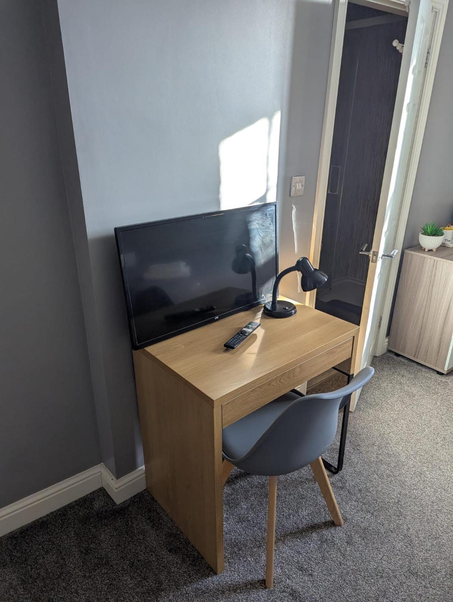 Darwin Stays - Service Accommodation In Newcastle Under Lyme City Centre Dış mekan fotoğraf